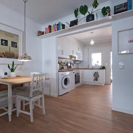 Nomad Ready 3* Ferrel (Leiria)