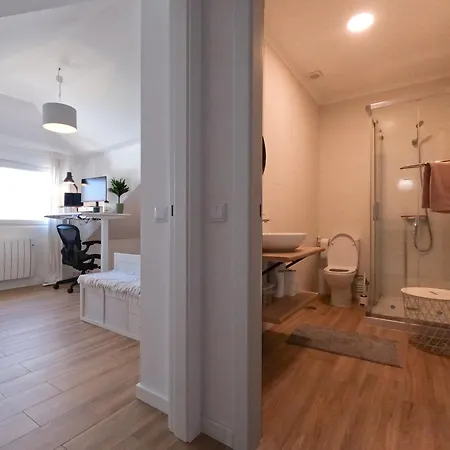 Nomad Ready Nocleg ze śniadaniem Ferrel (Leiria)